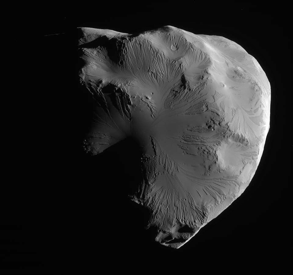 Helena, satélite troyano de Dione
