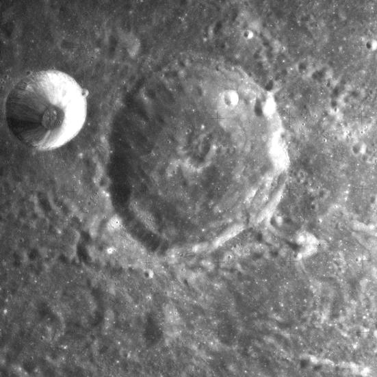 Cráter lunar Barkla