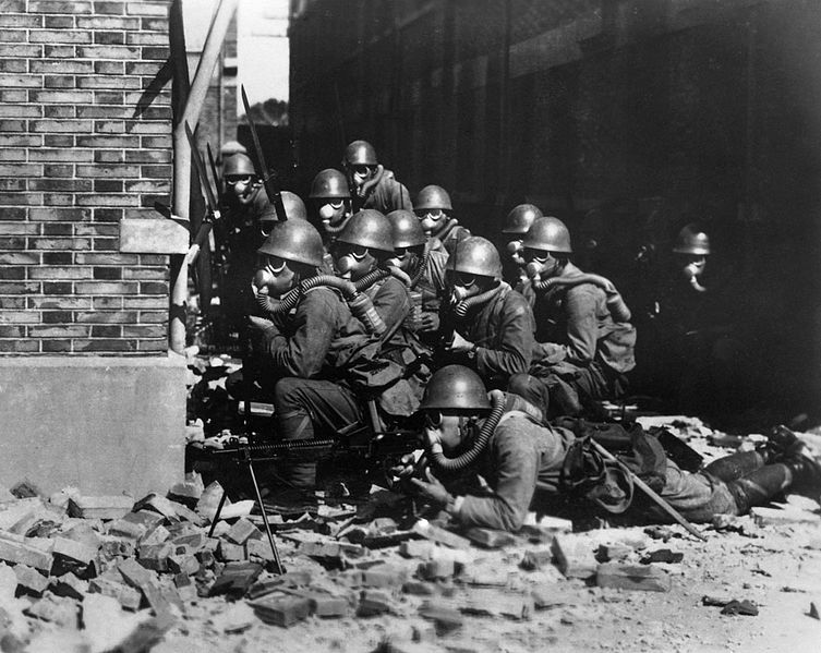 Soldados japoneses en la batalla de Shanghai